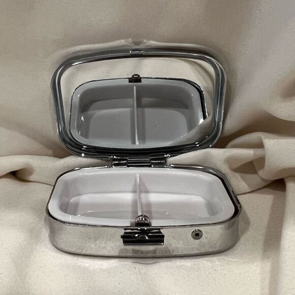 Bunny Flowers Travel Pill Box 2 Compartment Decorative Medicine Case Metal NWT - Picture 5 of 5